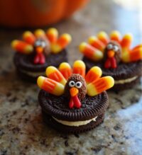 thanksgiving oreo turkeys