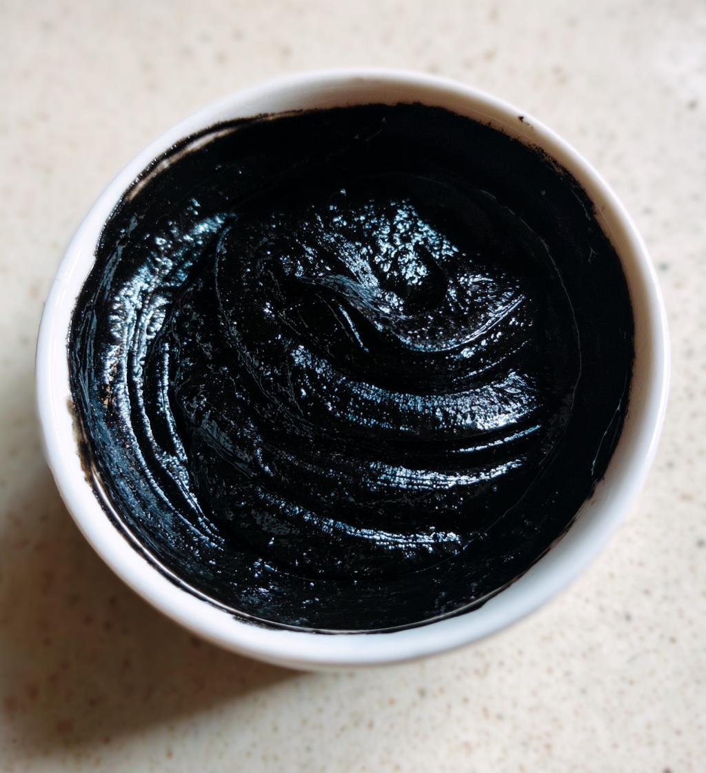 black royal icing