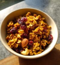 gingerbread granola