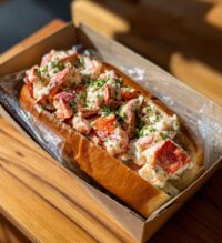 lobster roll packaging