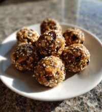 peanut butter balls healthy