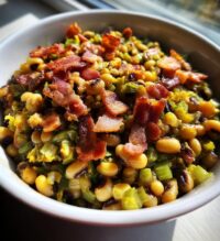 southern black eyed peas with bacon